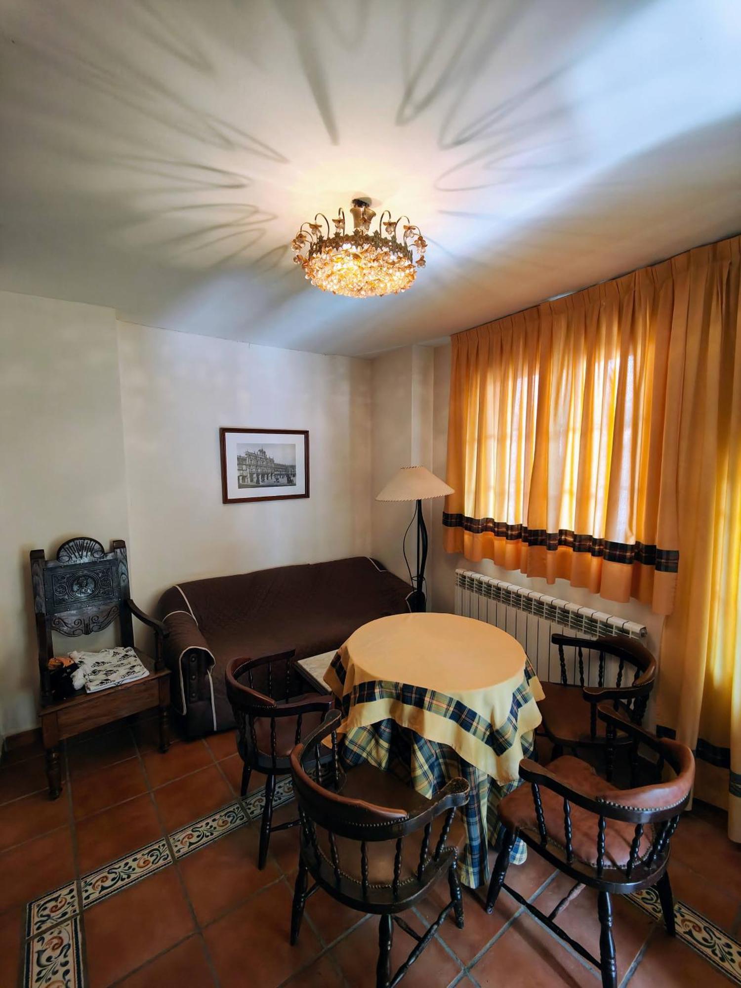 Hostal Montemayor Montemayor del Rio Luaran gambar